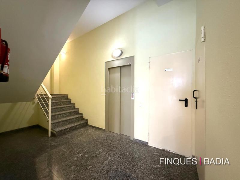 Foto 5e1a351d-6f54-4a61-8e9a-029519f454f8. Piso fantástico piso con terraza y plaza de párking! en Vilanova del Camí