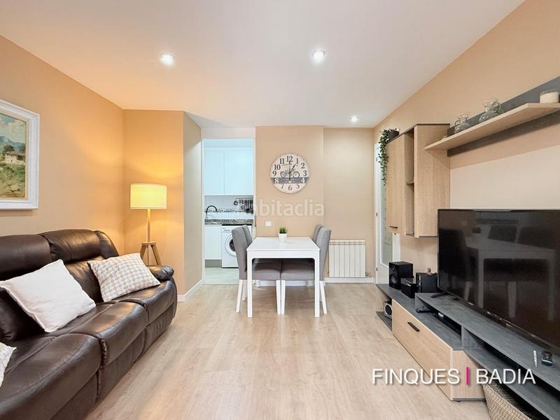 Foto c1312cbf-a3e9-4155-998a-d799276d6455. Piso fantástico piso con terraza y plaza de párking! en Vilanova del Camí