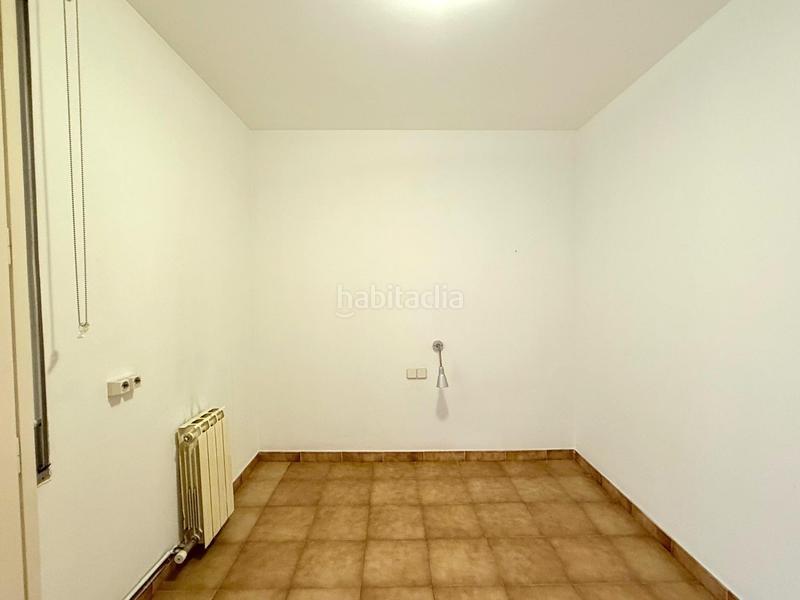Foto 1b3545ee-fdd2-402b-ba92-713d6d70e66b. Piso fantástico, amplio y luminoso piso en venta en Igualada