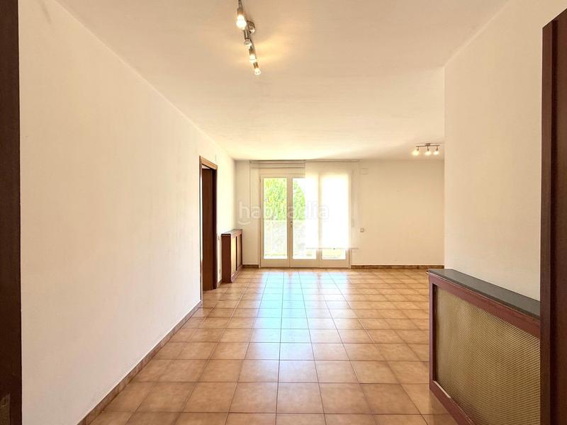 Foto f36d69c5-1371-43c3-b089-55f6812b9c54. Piso fantástico, amplio y luminoso piso en venta en Igualada