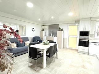 Casa a Santa Margarida de Montbui. 3 en 1  tres viviendas en una sola casa!!!