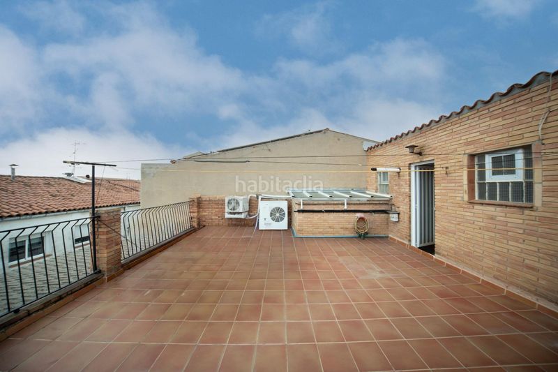 Foto 0a0d8271-024f-41ae-9400-21e4ac6a84ee. Casa amb aparcament a Poble Sec Igualada