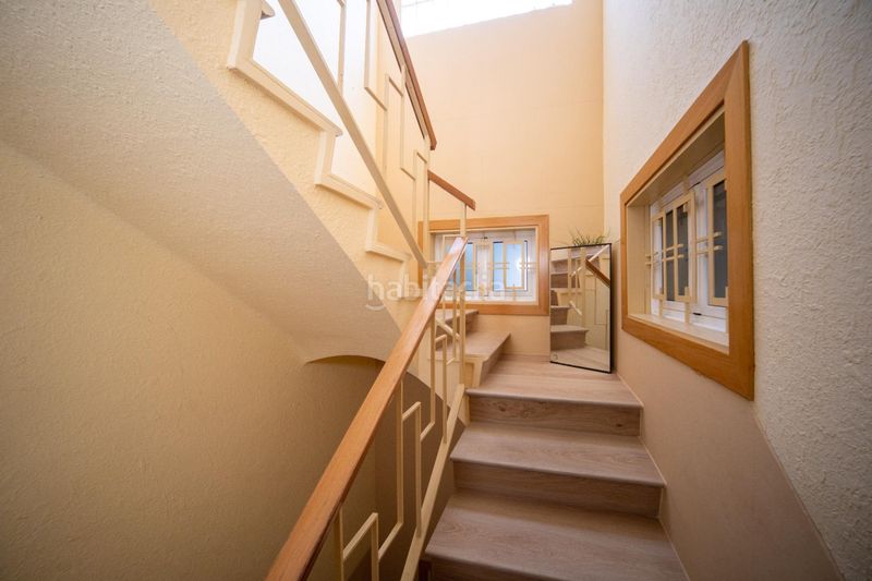 Foto 3ee5a86e-b8e5-4bfb-b3cf-d0604ac8884b. Casa amb aparcament a Poble Sec Igualada