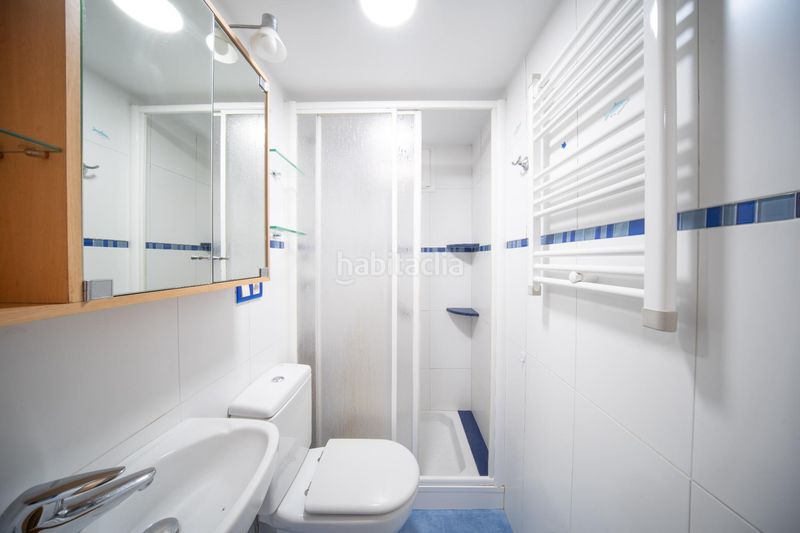 Foto 5b2fb09a-5a84-4f61-bf6b-74b6254f2c9c. Casa amb aparcament a Poble Sec Igualada