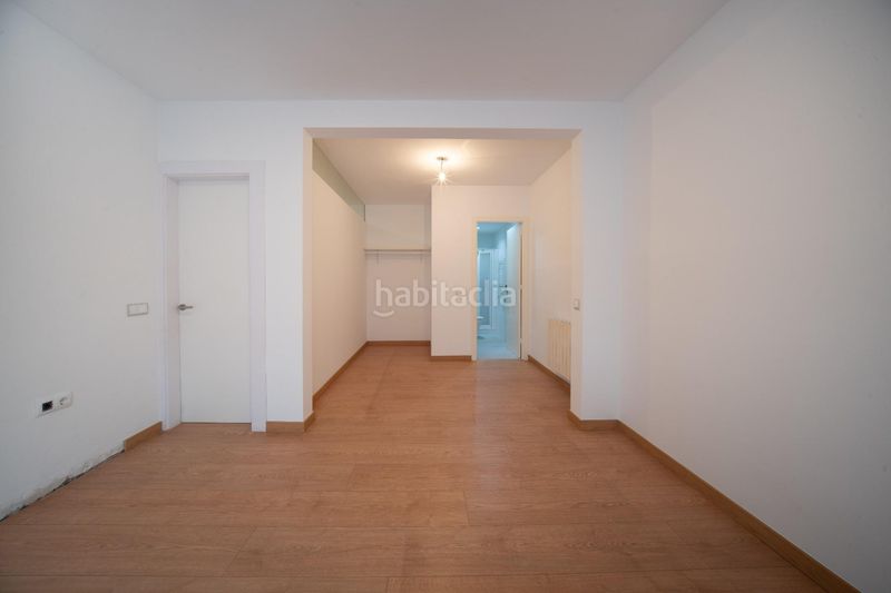 Foto 948348f6-d136-4283-a874-8ba7e4d13d8f. Casa amb aparcament a Poble Sec Igualada