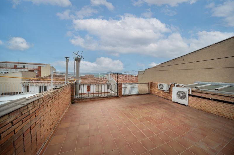 Foto eaa59399-2879-40ad-9e0d-83ff4055731b. Casa amb aparcament a Poble Sec Igualada