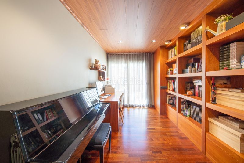 Foto 9a346cbb-4ec0-4fe6-89ca-ab8399b54e9d. Pis amb calefacció aparcament a Centre Igualada