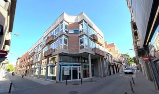 Business premise in Centre. Local comercial  oficinas al centro de igualada!