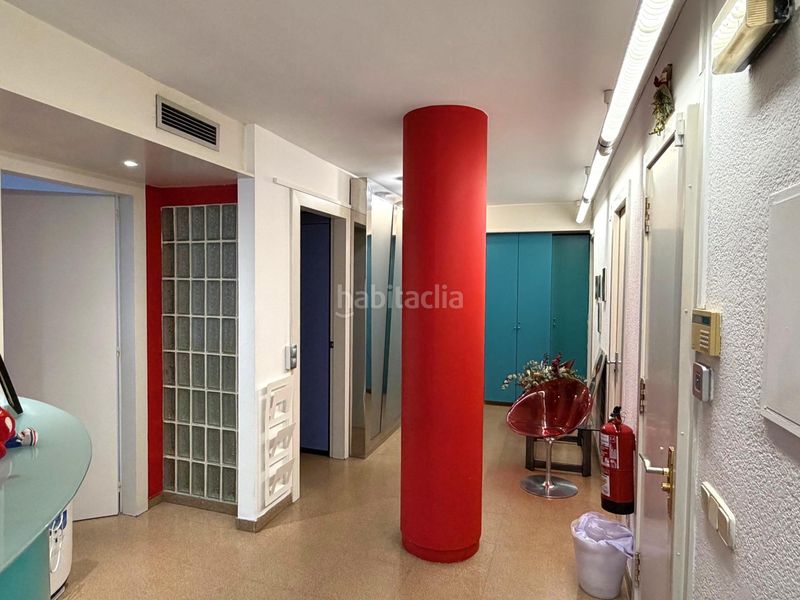 Foto c9bfdf36-4353-44db-a0cd-aa5d75244610. Local comercial a Centre Igualada