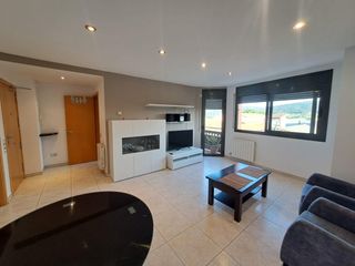 Miete Etagenwohnung in Llevant. Piso en alquiler con muebles!