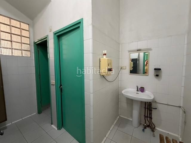 Foto c607a85f-1a54-4d69-a522-619c143b2e57. Edificio  nave con potencial ! en Copons