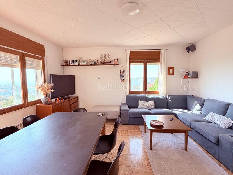 Foto 1bd38c58-9788-4ee0-a651-171d95a4aa7d. Casa amb calefacció aparcament a Argençola