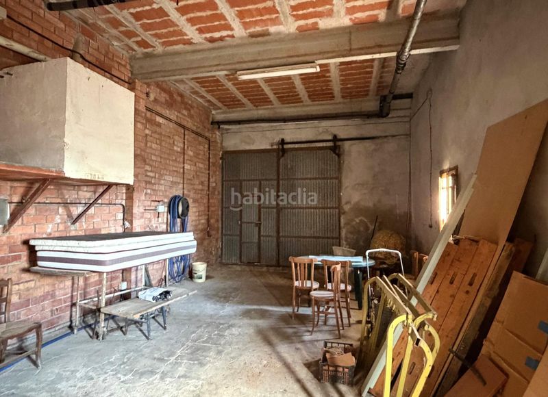 Foto 2ad48938-fcf2-48a7-bfa4-514d87248360. Casa amb calefacció aparcament a Argençola