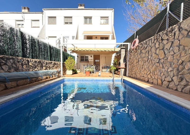 Foto 6a9af684-7794-4a42-a429-849d542de529. Casa fantástica casa con jardín y piscina!!! en Vilanova del Camí