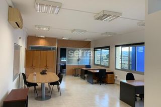 Affitto Ufficio in Olèrdola. Oficina con calefacción y aire acondicionado