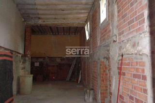 Lloguer Local Comercial a Centre Vila. Local de techos altos en alquiler entre el ayuntamiento y la cal