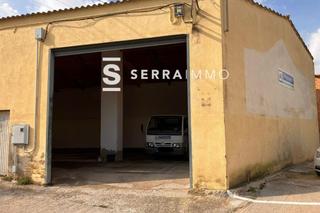 Nau industrial a Sant Martí Sarroca. Finca de 606 m2 rodeada de viñedos, a 4 km de vilafranca