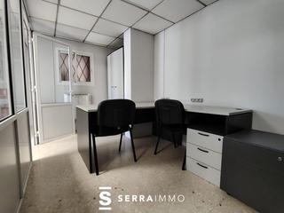 Location Local commercial à Poble Nou. Vilafranca del penedès  oficina en el corazón de la ciudad, list