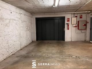 Parking coche en Centre Vila