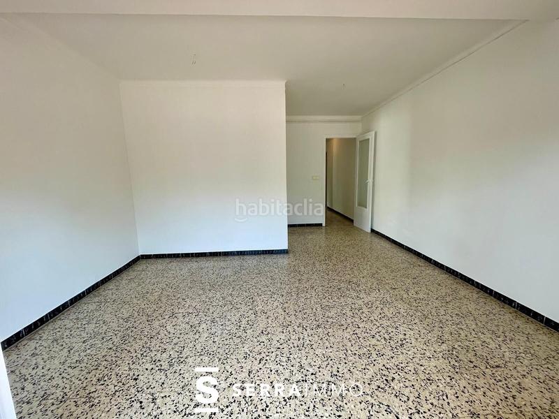 Foto 5d2bbbe0-780a-4193-a62e-fa71ad395365. Piso  con encanto en segunda linia de la playa de Ribes Roges en Vilanova i la Geltrú