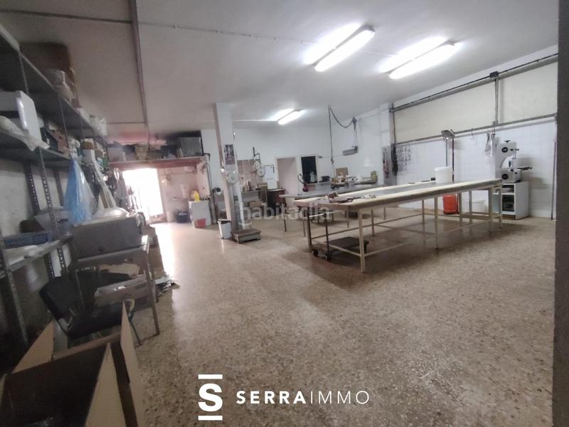 Foto dde7947f-fe5c-4353-8048-439e7c17579f. Lloguer local comercial a L´Espirall Vilafranca del Penedès