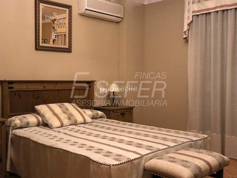 Foto b4b0c57e-5d10-403c-bea1-0866e1c9e48b. House with heating pool in Madrigal Villarreal / Vila - real