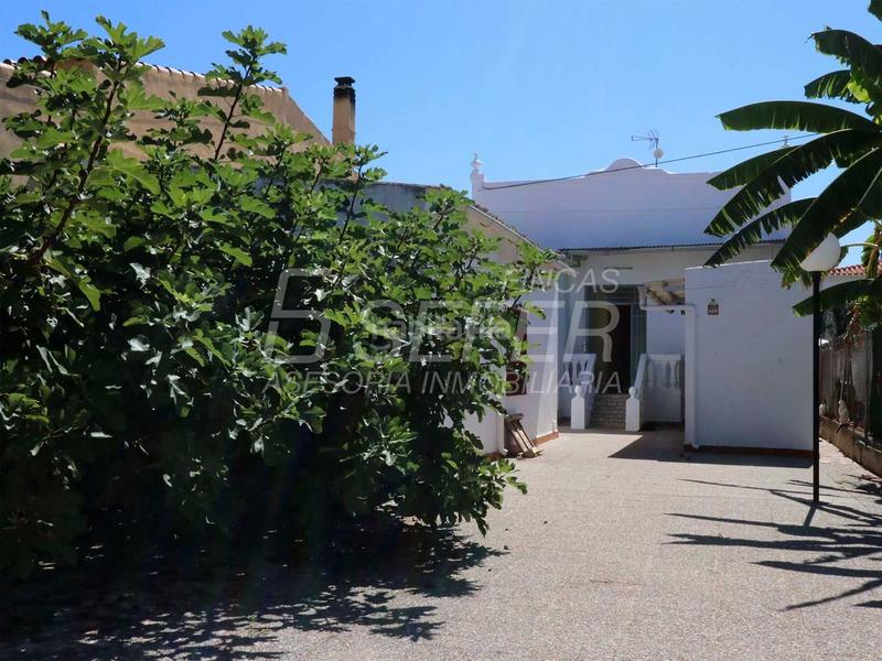 Foto 0db88b46-d216-4ee7-a30b-b5f2fbe30848. Xalet amb aparcament terrassa a Playa Burriana