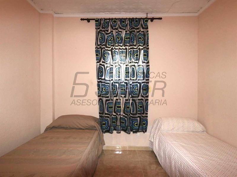 Foto 1eaf2fc0-9bb7-41f8-9df6-c2c4c4caa6b4. Xalet amb aparcament terrassa a Playa Burriana