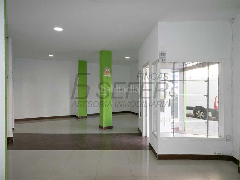 Foto b69e4799-da28-4dfe-9514-76eeb621fc52. Location local commercial dans Avenida Alemania-Italia Villarreal / Vila - real