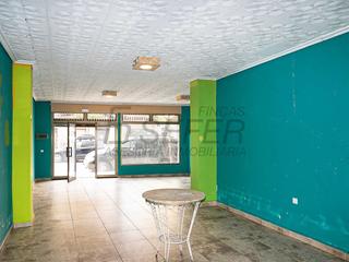 Lloguer Local Comercial  Calvari. Gran oportunidad de local con alta visibilidad en vilareal!