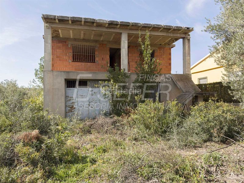 Foto 2156c5ca-cfec-4bd0-8ef7-aa3824810fc9. Masia amb calefacció aparcament a Alcora (l´)