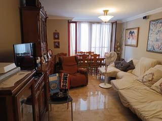 Casa adossada a Avenida Alemania-Italia