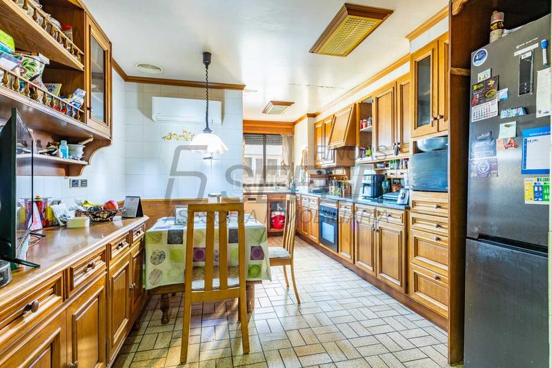 Foto f9c99ec8-99d3-46a1-b17b-bfec18872f6d. Appartement avec parking dans Centro Villarreal / Vila - real