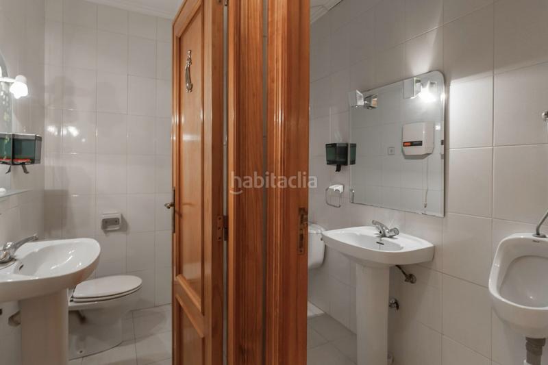 Foto b37482a1-d5de-4962-9895-1b7bd40efb6a. Local comercial restaurante en venta en la playa . en Gandia