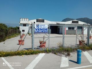 Capannone industriale in Palma de Gandía. Nave industrial  parcela 5.700 m2 y nave de 2.500 m2