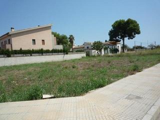 Terreny residencial a Park Nord - Casona. Parcela urbana situada en zona parc nord. rodeada de todos los s
