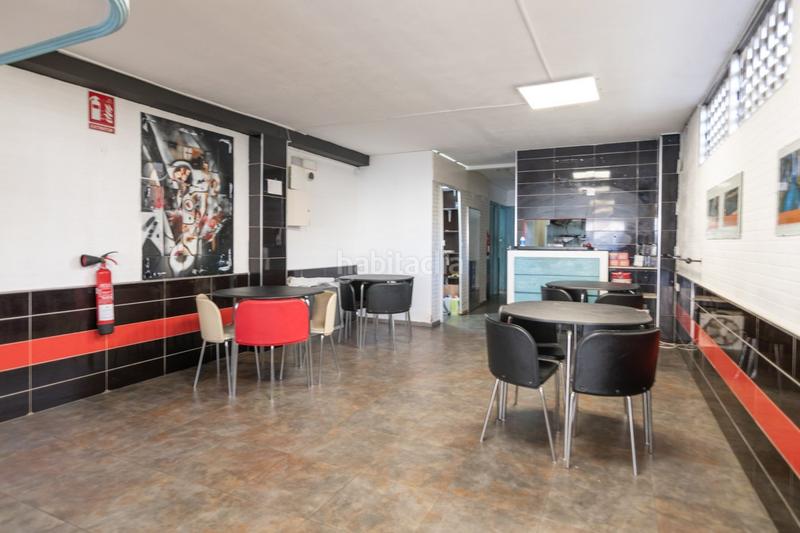 Foto 51b0b307-f850-46c5-afc5-4464fb035a35. Local comercial a Playa de Gandía Gandia