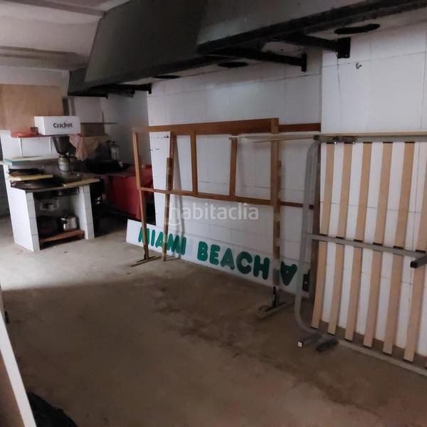 Foto c5fe1b76-b97f-46d1-81c8-1b1148708a94. Local comercial a Playa de Gandía Gandia