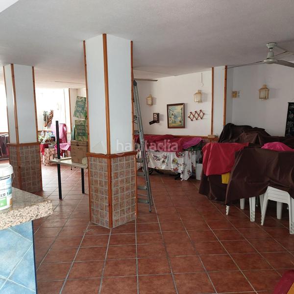 Foto f3d178d4-eab0-46e9-abe7-fce9f3e466a2. Local comercial a Playa de Gandía Gandia