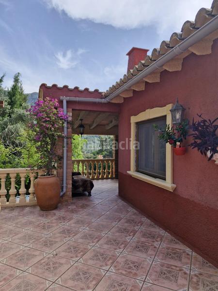 Foto 8b5d3783-7b88-477c-9b1a-c62946bdf660. Chalet with parking in Barx