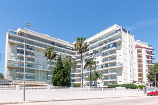 Apartament  Calle calle rioja. Apartamento playa de gandia