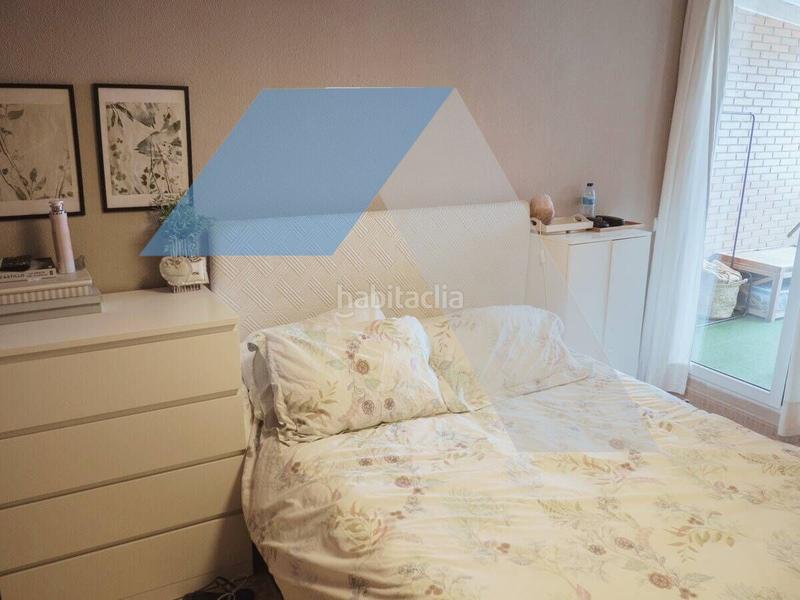 Foto 2aa8a0a3-f17e-4787-910e-f3dcba6d8705. Piso fantástico piso con vistas panorámicas, piscina y garaje en Campello (el)