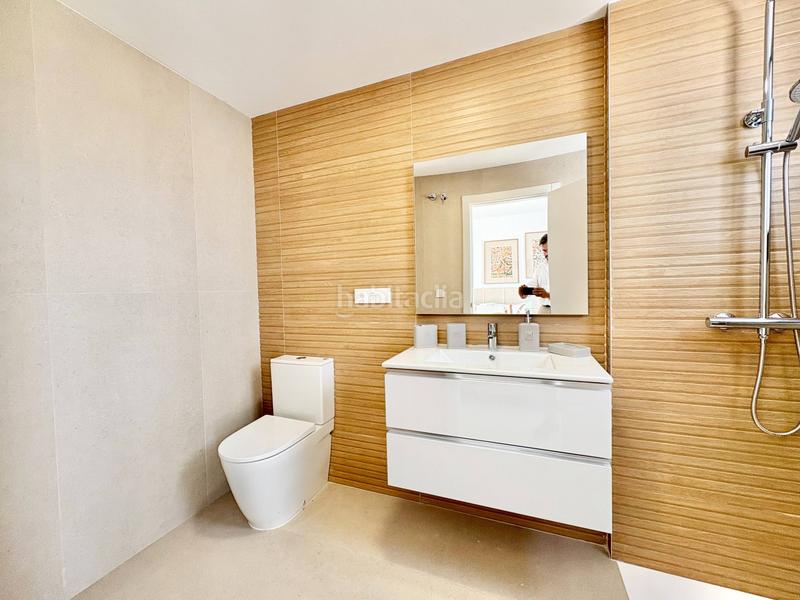 Foto 3d831ff3-db30-4cdf-a2e9-6fc982b6d63c. Reihenhaus mit heizung parking pool in Rafal