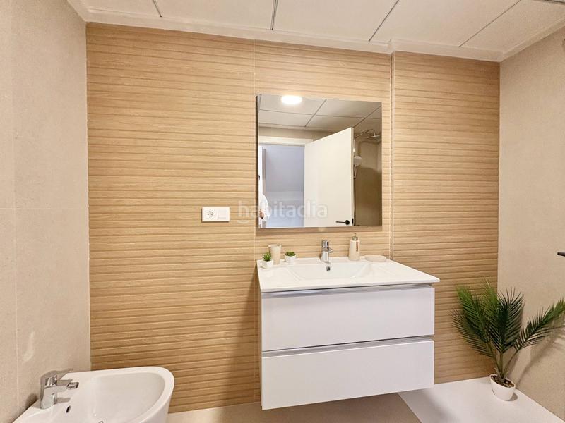 Foto a4191fda-a08b-40c5-854d-95c66fa0845b. Reihenhaus mit heizung parking pool in Rafal