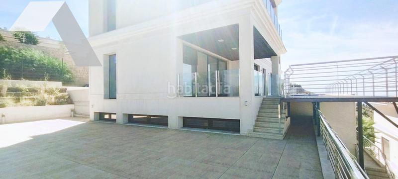 Foto 3aa3d498-d86c-4757-8c87-732daf56443a. Chalet  de lujo con vistas panorámicas y calidad inigualable en Benidorm