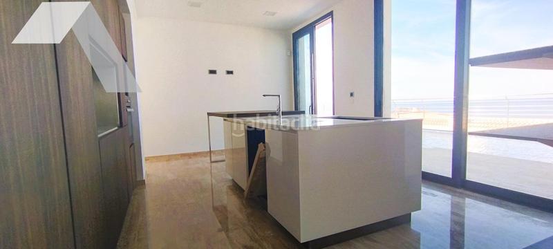 Foto 3be3ce89-631e-4334-b65f-a4684a35c325. Chalet  de lujo con vistas panorámicas y calidad inigualable en Benidorm
