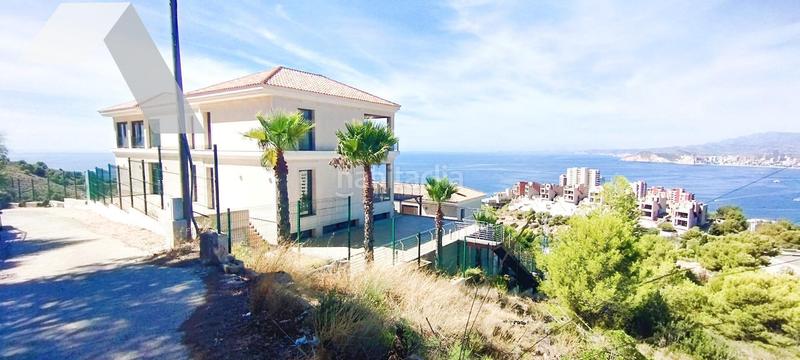 Foto 4df90794-02f7-457d-a704-a0377733fff2. Chalet  de lujo con vistas panorámicas y calidad inigualable en Benidorm