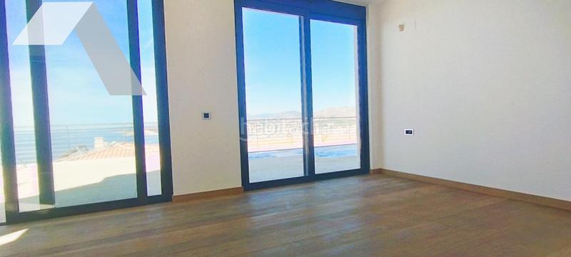 Foto 7d816fb7-1d45-4648-b9c4-f5d21b7d968e. Chalet  de lujo con vistas panorámicas y calidad inigualable en Benidorm