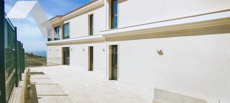 Foto afce5d5b-feca-4fe3-af3b-f55c705c808b. Chalet  de lujo con vistas panorámicas y calidad inigualable en Benidorm