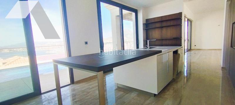 Foto e18b071e-d32a-4778-ae5f-aa9697322ac7. Chalet  de lujo con vistas panorámicas y calidad inigualable en Benidorm